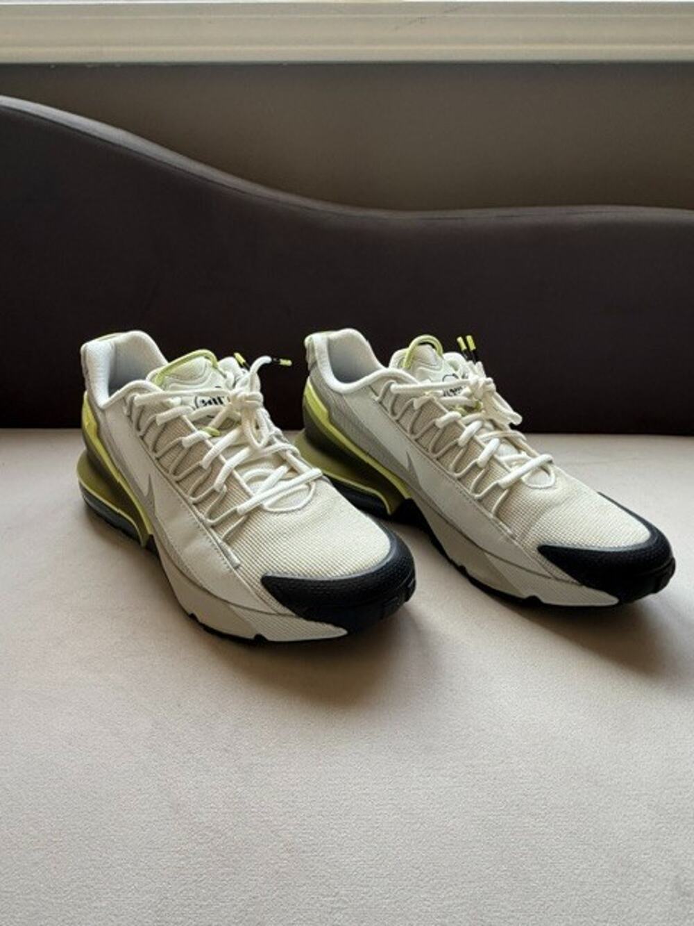 Nike Air Max Pulse Roam Stone-Stone-Light Bone Sz 9.5 [DZ3544-200] (0007)